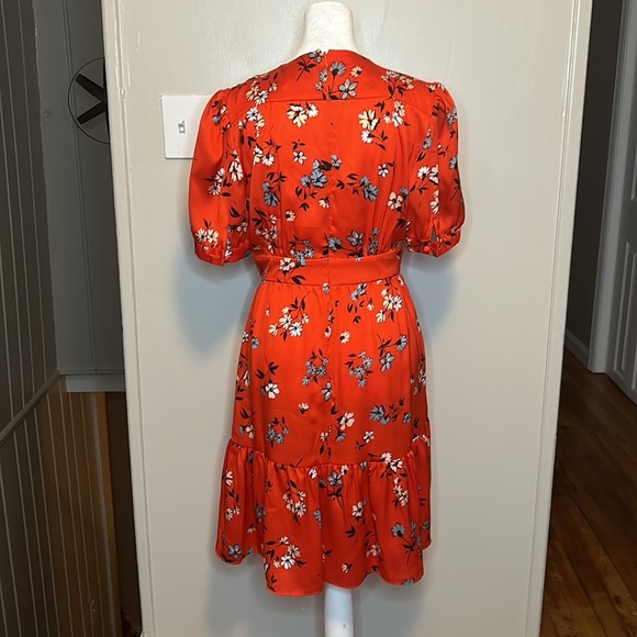 Jill Jill Stuart Floral-Print V-Neck Puff Sleeve Mini Dress Size 4 - Picture 12 of 15